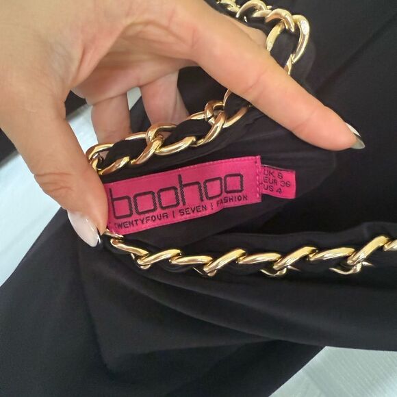 Boohoo open back chain Dress - Picture 6 of 6